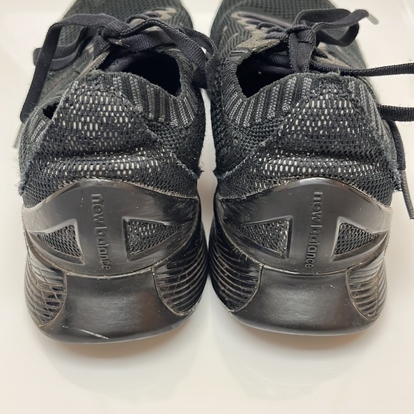 New Balance Women’s Fuel Cell Gym Athletic Shoes in all black-Size US 10 - Picture 3 of 7